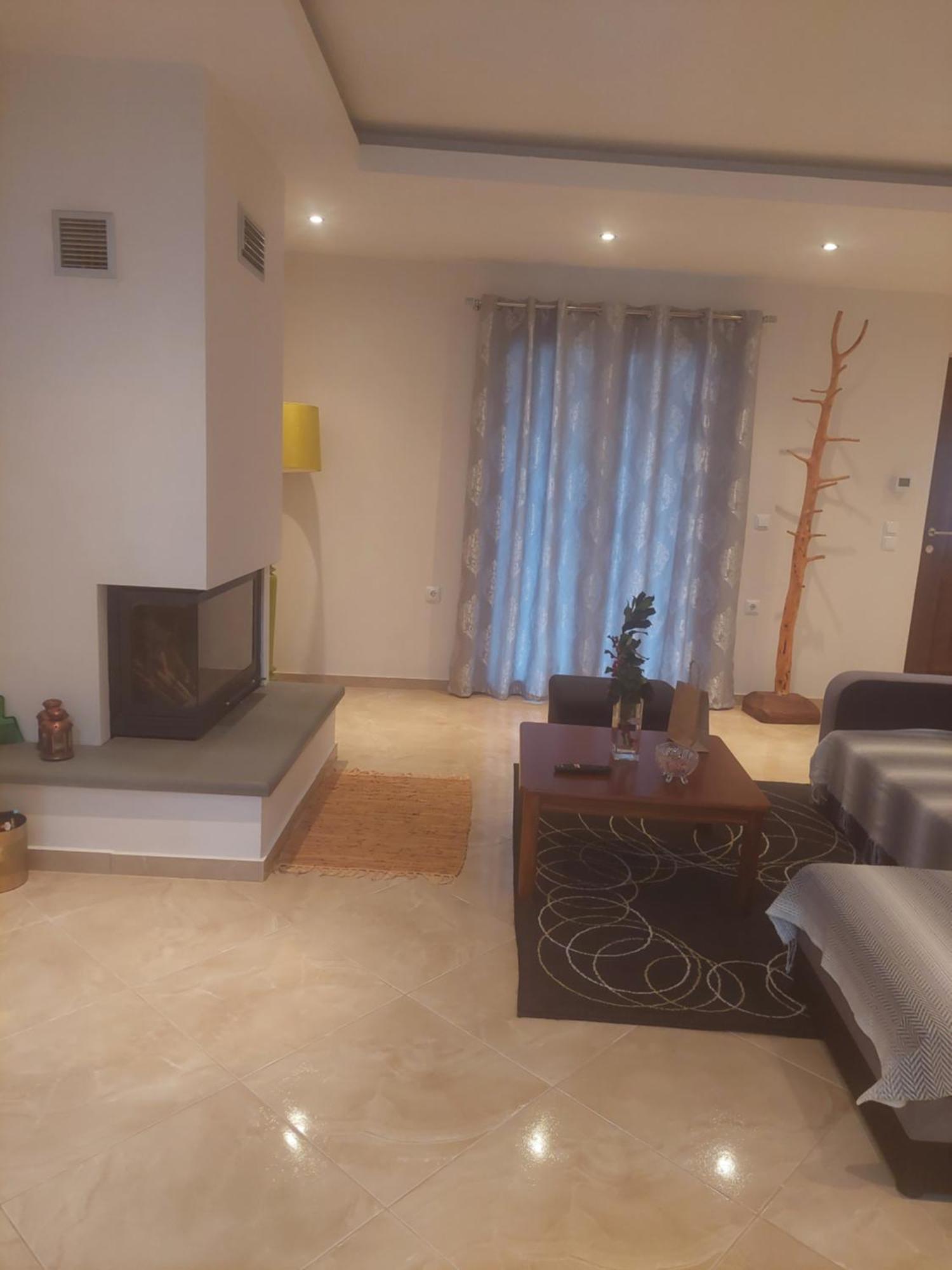 Αρτέμιδα Plus Karpenisi Apartment Bagian luar foto